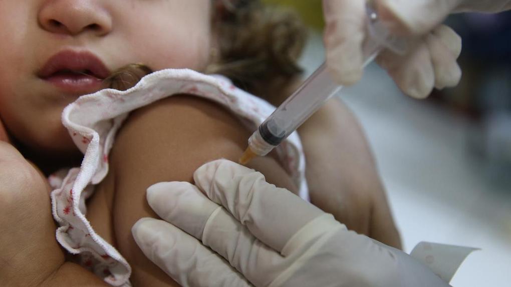 Vacinação infantil inicia