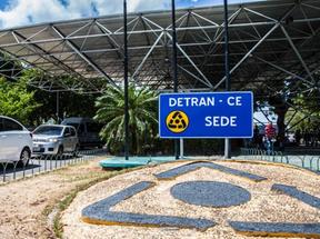 Organização criminosa burlava serviços do Departamento Estadual de Trânsito do Ceará e cometia uma série de crimes, segundo as investigações