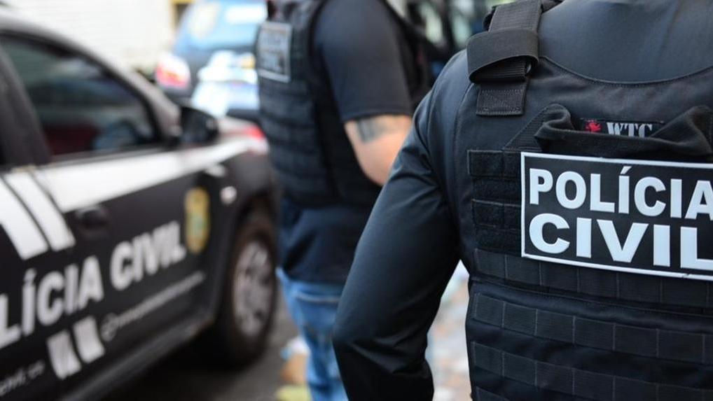Investigação da Polícia Civil do Ceará sobre tráfico de drogas chegou a um homem que fornece drogas para uma facção criminosa carioca atuante no Ceará