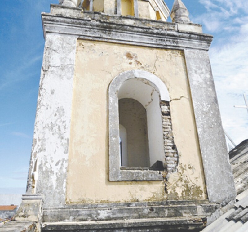 Conforme os laudos técnicos, as torres da Catedral são as mais comprometidas com fissuras, daí a urgente necessidade de reforma