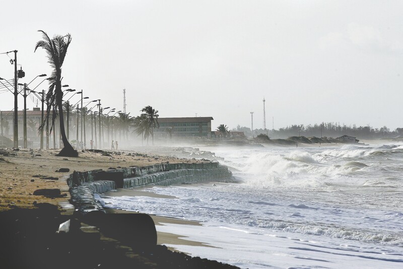 As mudanças climáticas podem ter impactos graves sobre os ecossistemas marítimos, como na já se observa no litoral de Icaraí, no Ceará 