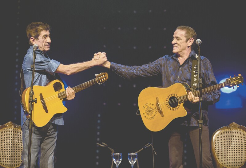 Raimundo Fagner e Zé Ramalho: parceiros de longa data, os músicos lançam trabalho ao vivo, gravado em três noites no Theatro Net Rio, no Rio de Janeiro, em julho deste ano. No repertório, grandes sucessos de um de outro, em formato de dueto