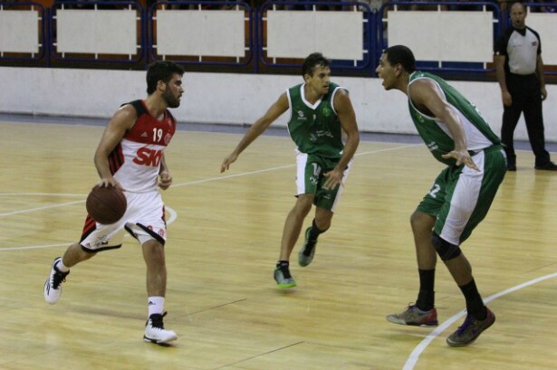 Basquete Cearense perdeu para o Flamengo por 106 a 73 no Rio de Janeiro