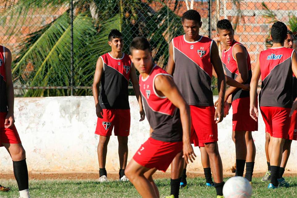 Além do clube, o treinador, William Mardoch Freire Uchoa, também foi suspenso