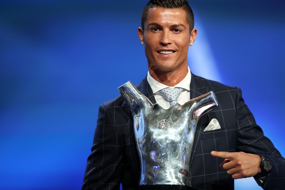 Cristiano Ronaldo é eleito melhor jogador da Europa pela Uefa pela 2ª