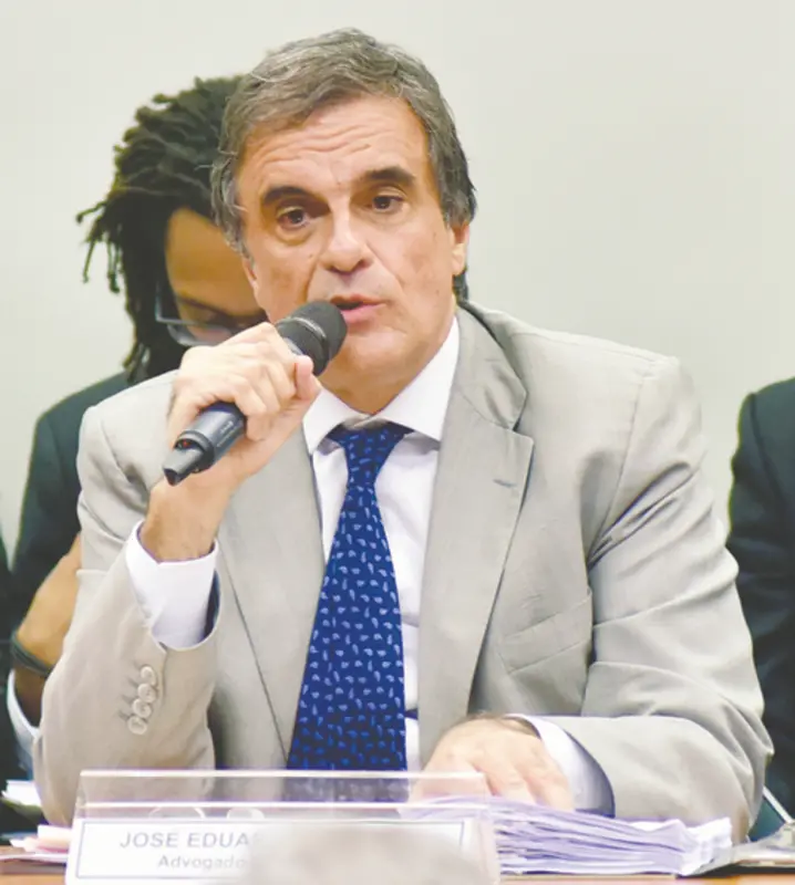 Cardozo aponta vingança em abertura de processo - País - Diário do Nordeste