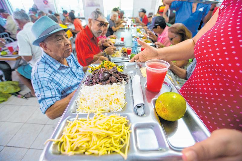 Avaliando os restaurantes da Real City RP 👑. Melhor restaurante