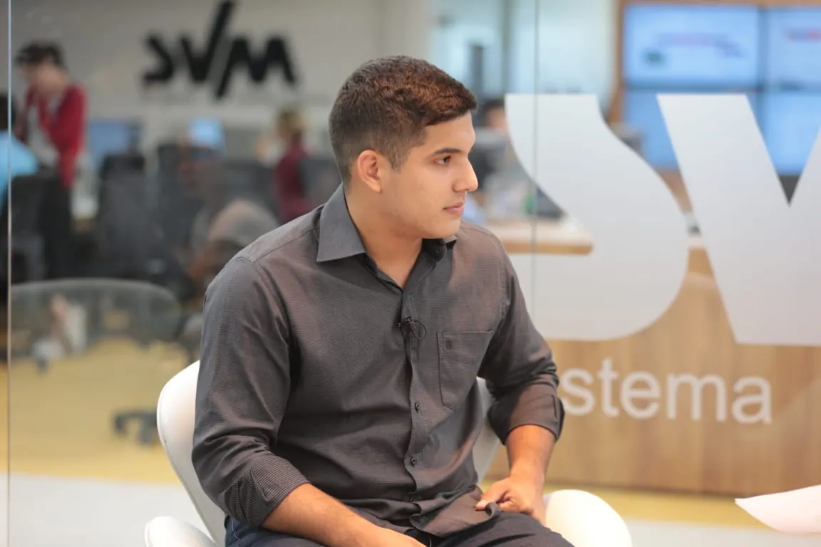 O deputado eleito André Fernandes concedeu entrevista ao Sistema Verdes Mares nesta segunda-feira (8)