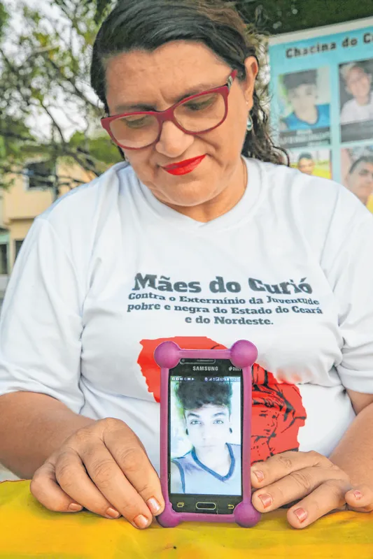 Edna Carla de Sousa perdeu o filho Alef e uma parte de sua existência