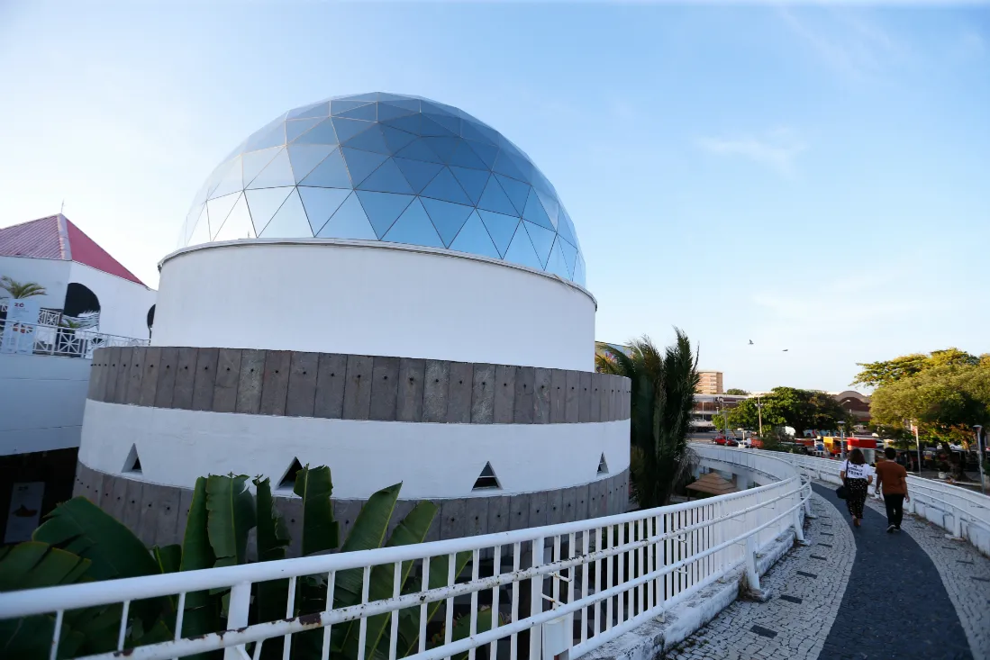 O lazer, produção e difusão da arte e da cultura são alguns dos pontos ressaltados pelo Centro Dragão do Mar de Arte e Cultura