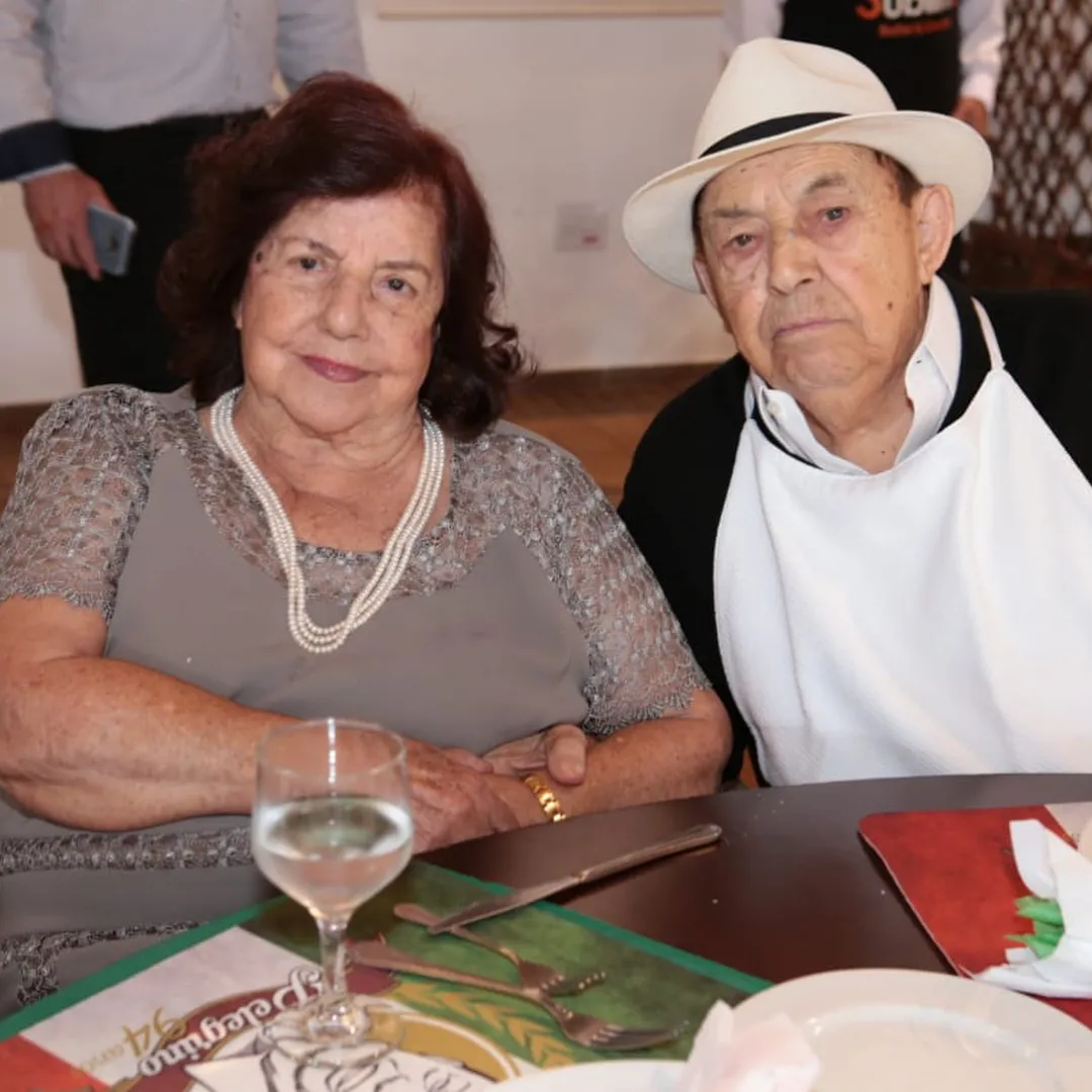 Pelegrino José Donato e a esposa, Luiza Trajano Donato, fundaram o grupo em 1957. O registro é do Instagram da sobrinha do casal, Luiza Helena Trajano, publicado em maio deste ano, mês de aniversário do empresário