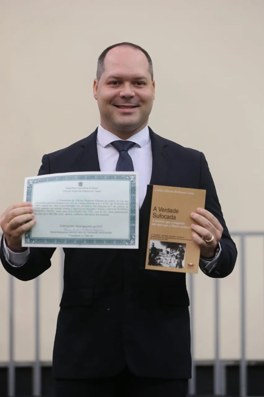 Heitor Freire é um dos principais aliados de Bolsonaro no Ceará