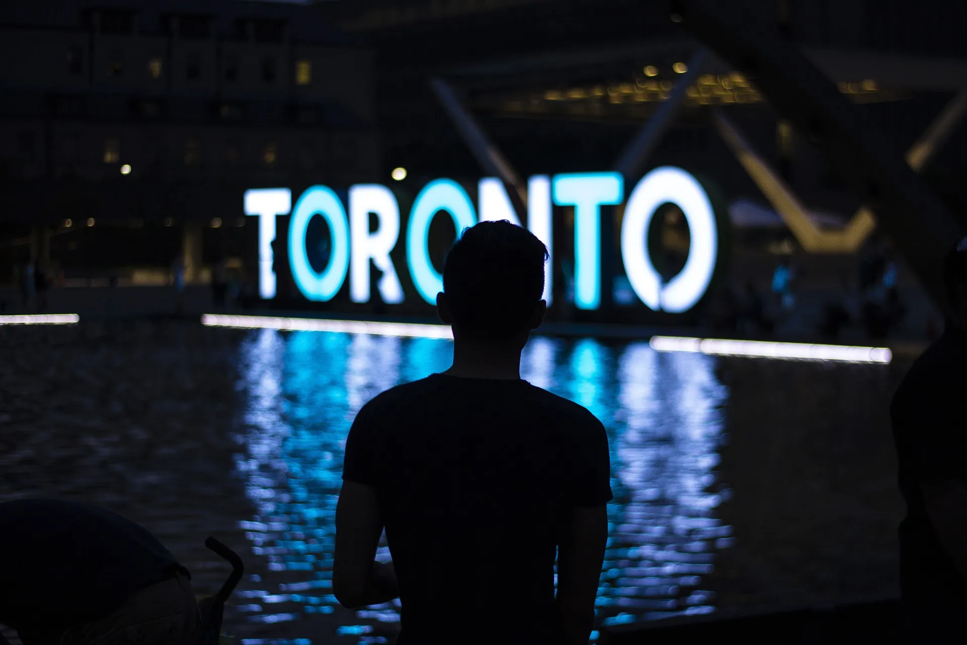 Toronto, Montreal e Vancouver são as principais cidades canadenses e boas opções de entrada no país