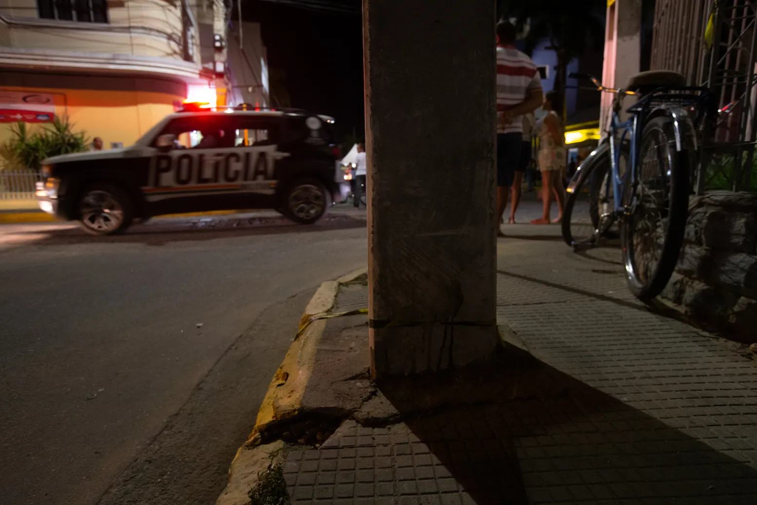 Cruzamento das ruas Padre Misael com José Esmeraldo, onde a família pernambucana foi assassinada, estava iluminada, o que facilitaria a visibilidade