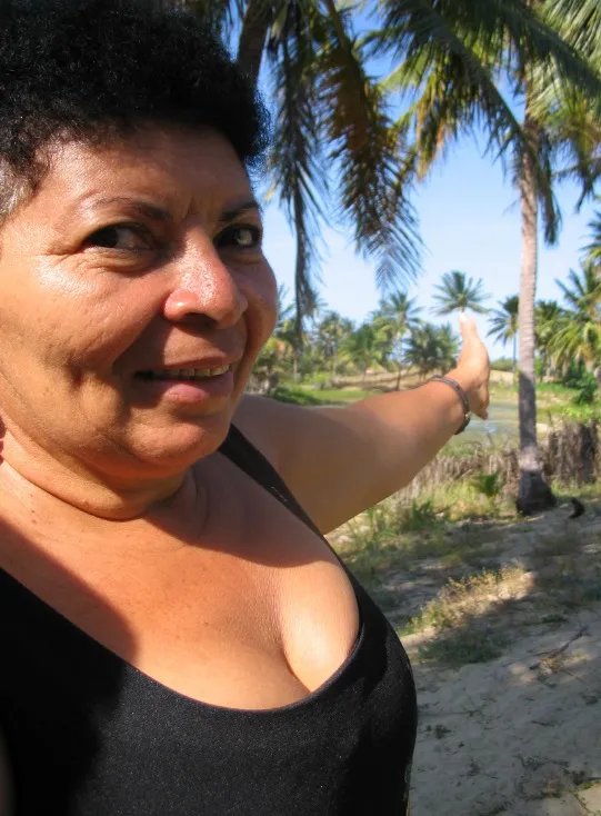 Nazaré Flor foi poeta, educadora, líder comunitária. Era moradora da comunidade de Apiques, no Assentamento Maceió