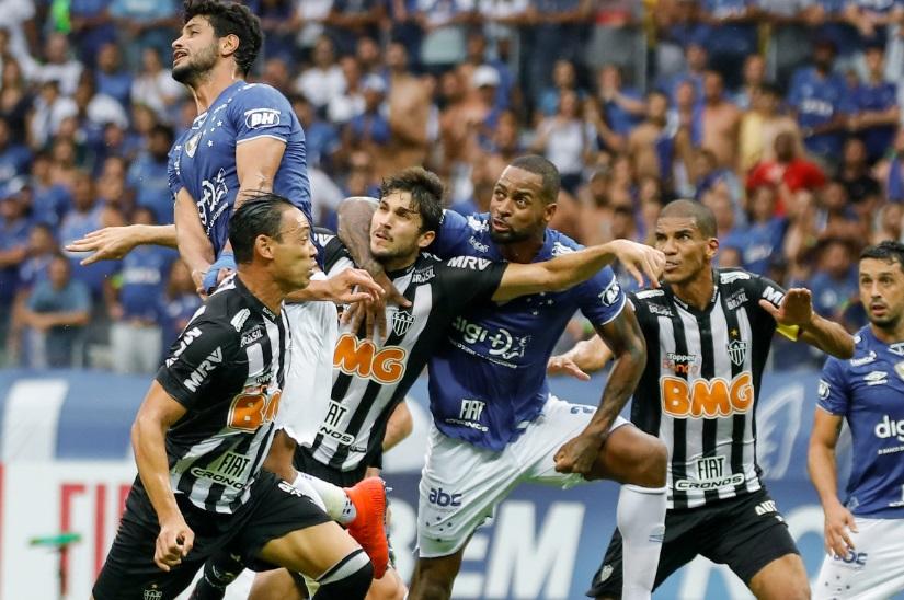Cruzeiro vence Atlético e fica a um empate do título ...