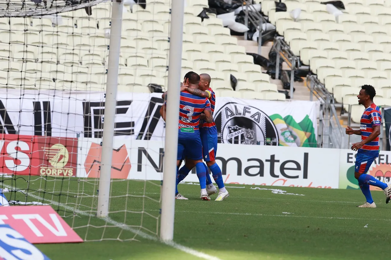O Leão venceu o Ceará com gol no início do 1º tempo, com Roger Carvalho e conquistou o Campeonato Cearense pela 42ª vez