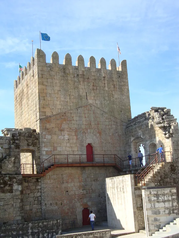 Arquitetura imponente do Castelo de Belmonte