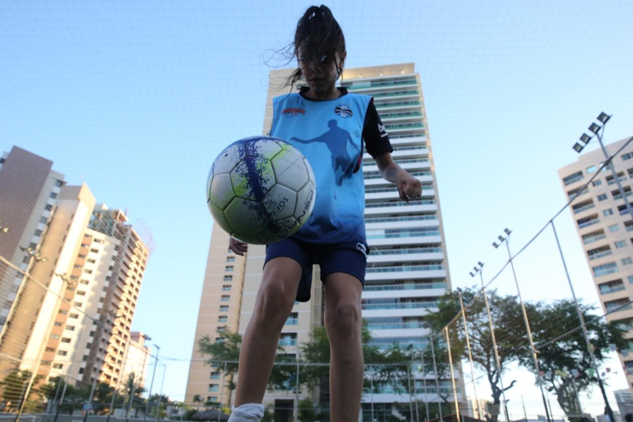 Escolinha de futebol do Ceará ganha novo espaço - Jogada - Diário do  Nordeste