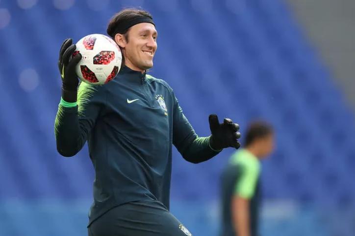 Com dores no quadril, goleiro Cássio deixa treino da seleção brasileira - Jogada - Diário do Nordeste