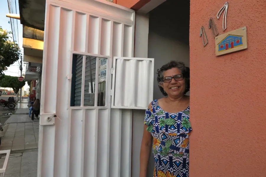 As Pousadas domiciliares em Nova Olinda dispõem de 12 domicílios. A professora Maria Macedo é uma das anfitriãs 