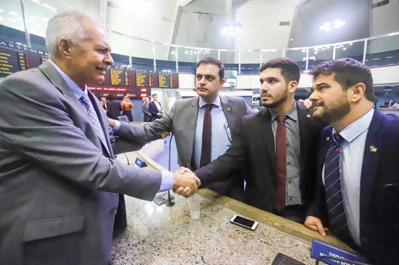Nezinho aceitou o pedido de desculpas de André Fernandes, mas cobrou mais atenção do colega