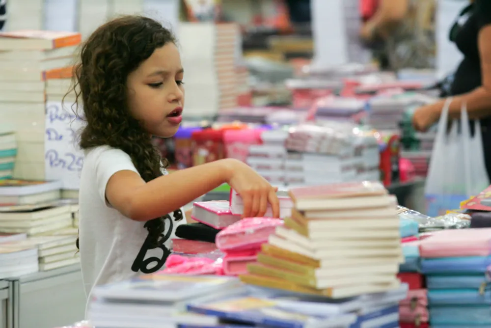 Encontros e estreitamento do contato com os livros é tônica da iniciativa