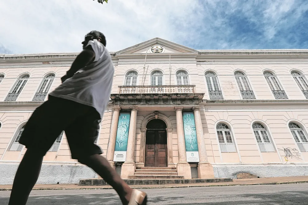 Desde abril, as visitas estão suspensas no Museu do Ceará, mas não há placa sinalizando o início das obras
