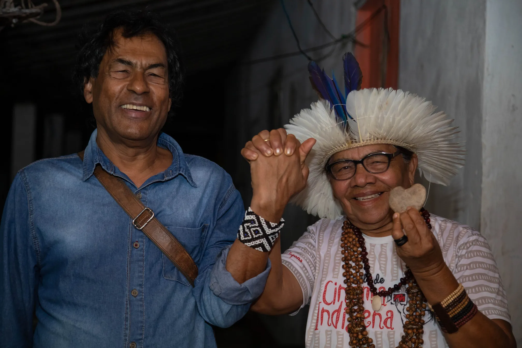 Ailton Krenak e a Cacique Pequena estiveram juntos na comunidade Jenipapo-Kanindé, em Aquiraz