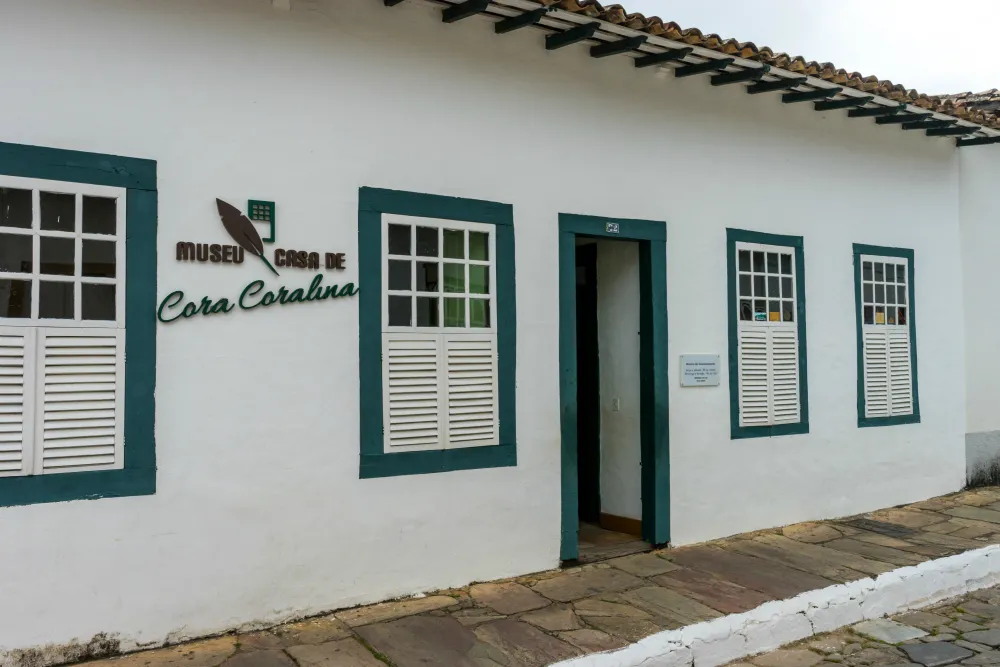 O Museu Casa é porta de entrada para o rico acervo doado pela família de Cora