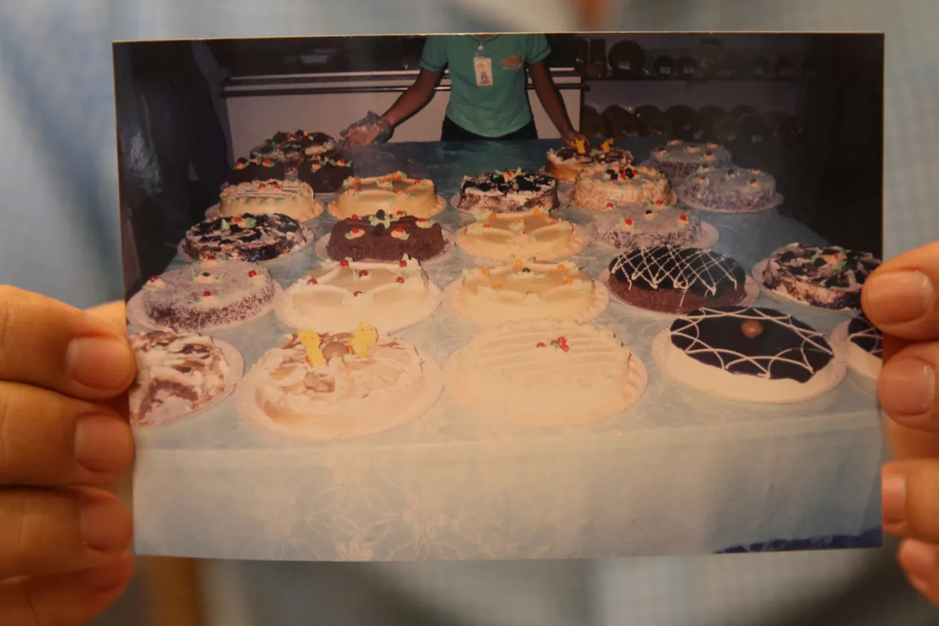 No início da produção das tortas doces, o empresário chegava descartar os produtos pela falta de clientes, até começar a fazer ele mesmo a divulgação
