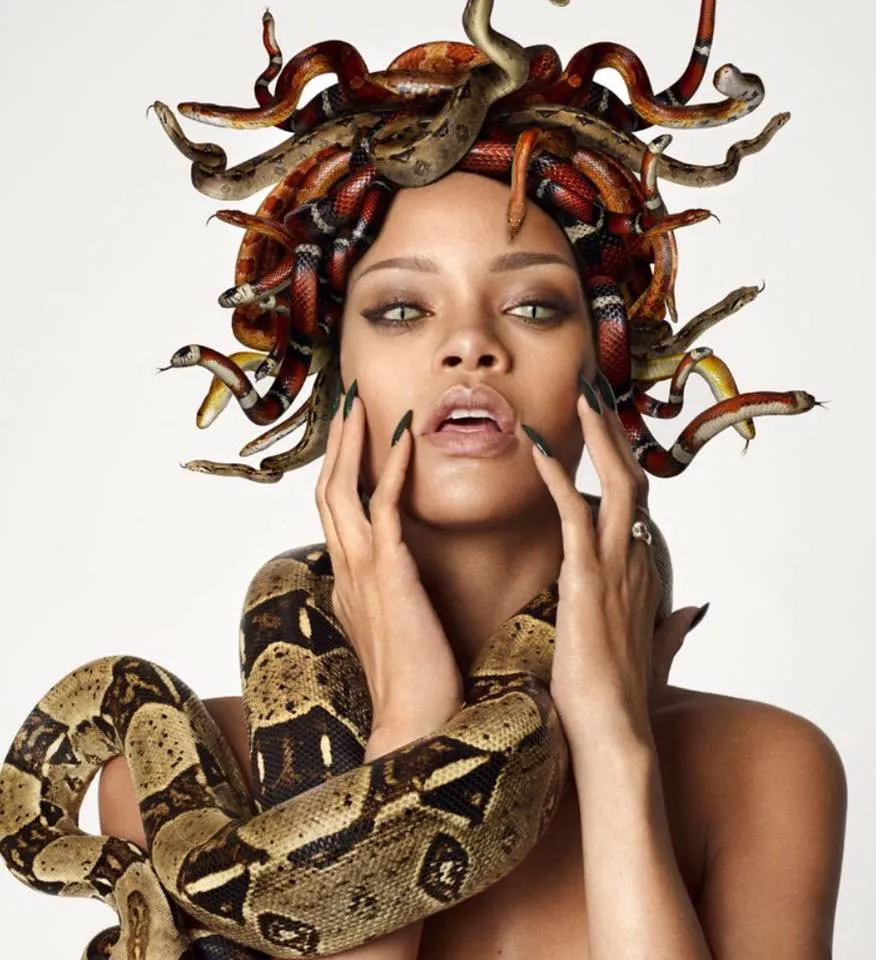 Imagem de Rihanna que insírou tatuagem foi feita para uma revista