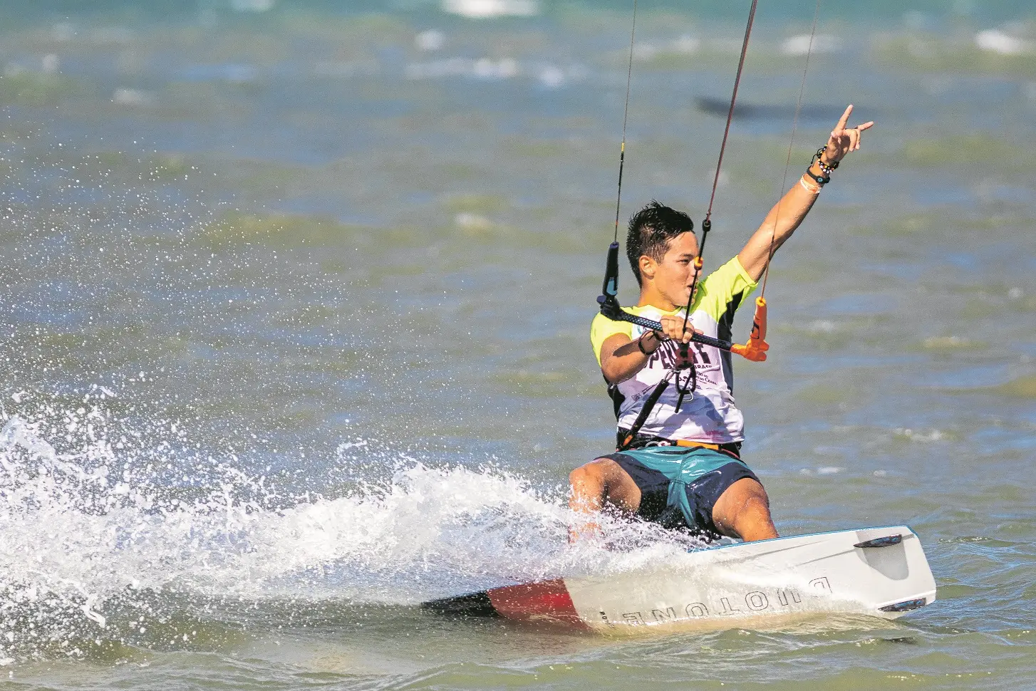Imagem da notícia Colombiano Valentin Rodriguez ganha etapa do SuperKite Brasil