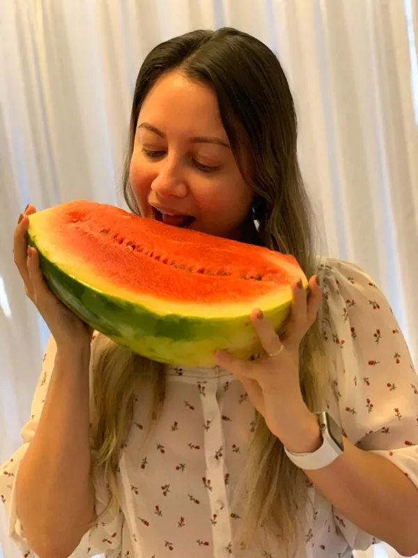 As propriedades nutritivas da fruta se estendem para as sementes e a casca
