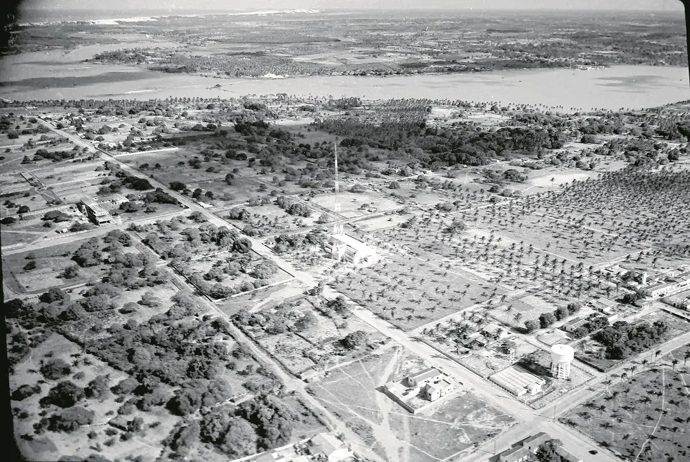 Imagem aérea do entorno da Av. Antônio Sales na década de 1960, quando o cadastro de imóveis passou a ser feito com mais rigor em Fortaleza