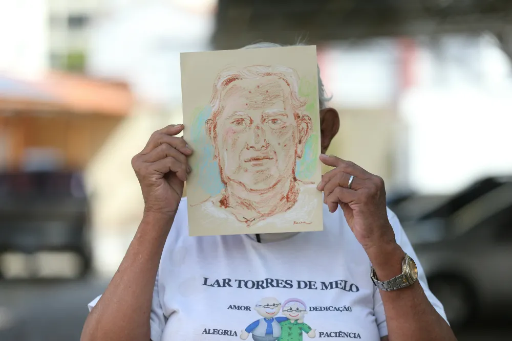 Como exercício de fabulação, o desenho sintetiza os sonhos e realidade de Seu Elcias