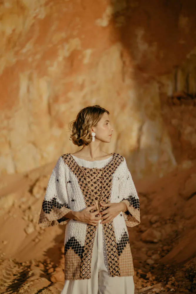 Catarina Mina em coleção criada por artesãs de Aracati