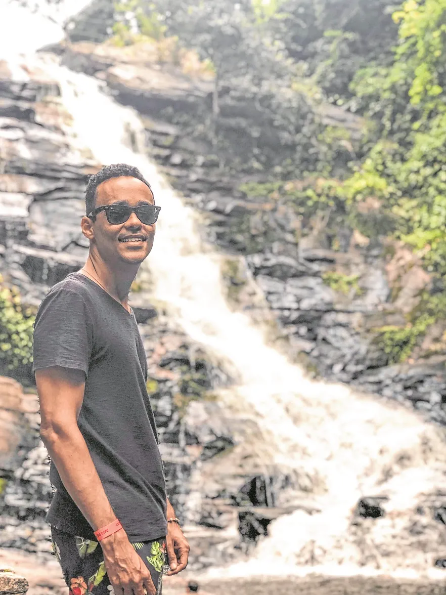 Distante 8,9 km do centro de Baturité, está a cachoeira do Cipó, uma bela queda d'água de 30 metros altura