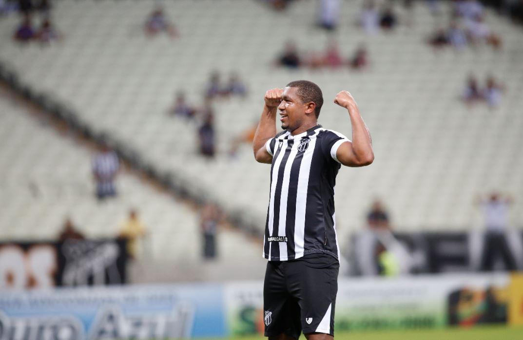 Rodrigão desabafa após primeiro gol pelo Ceará: 'Não é fácil ficar sem ...