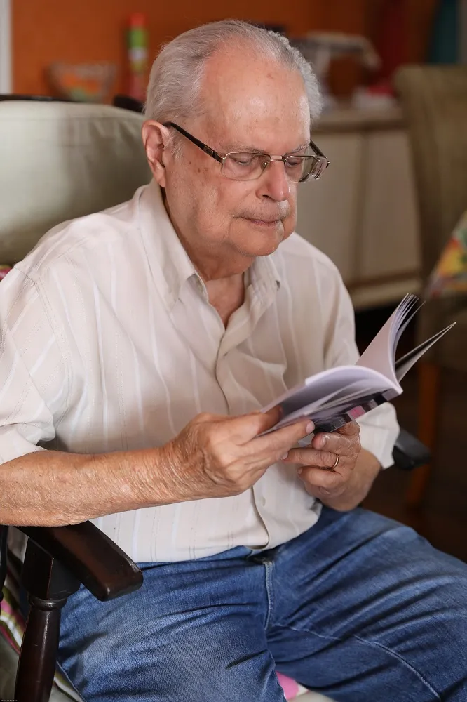 Irrefreável amor aos livros era característica intrínseca a Horácio Dídimo, que faria 85 anos hoje