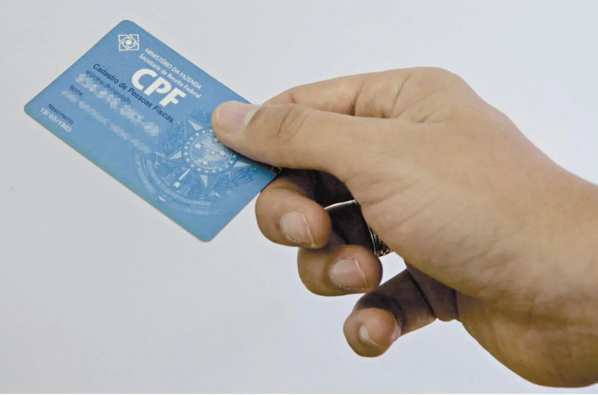 Fotografia de um documento de CPF