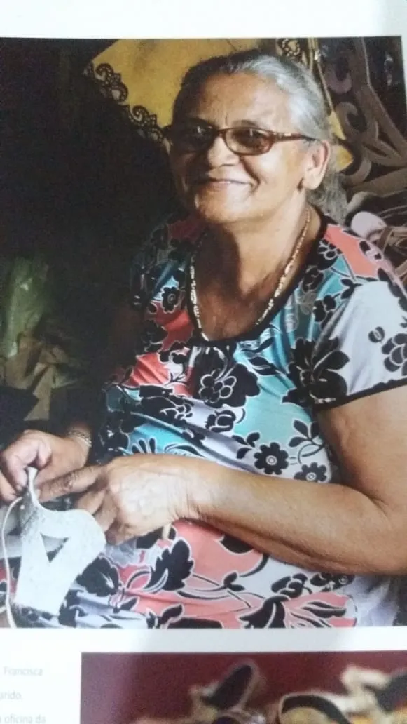 Dona Francisca no ateliê da família, em 2009