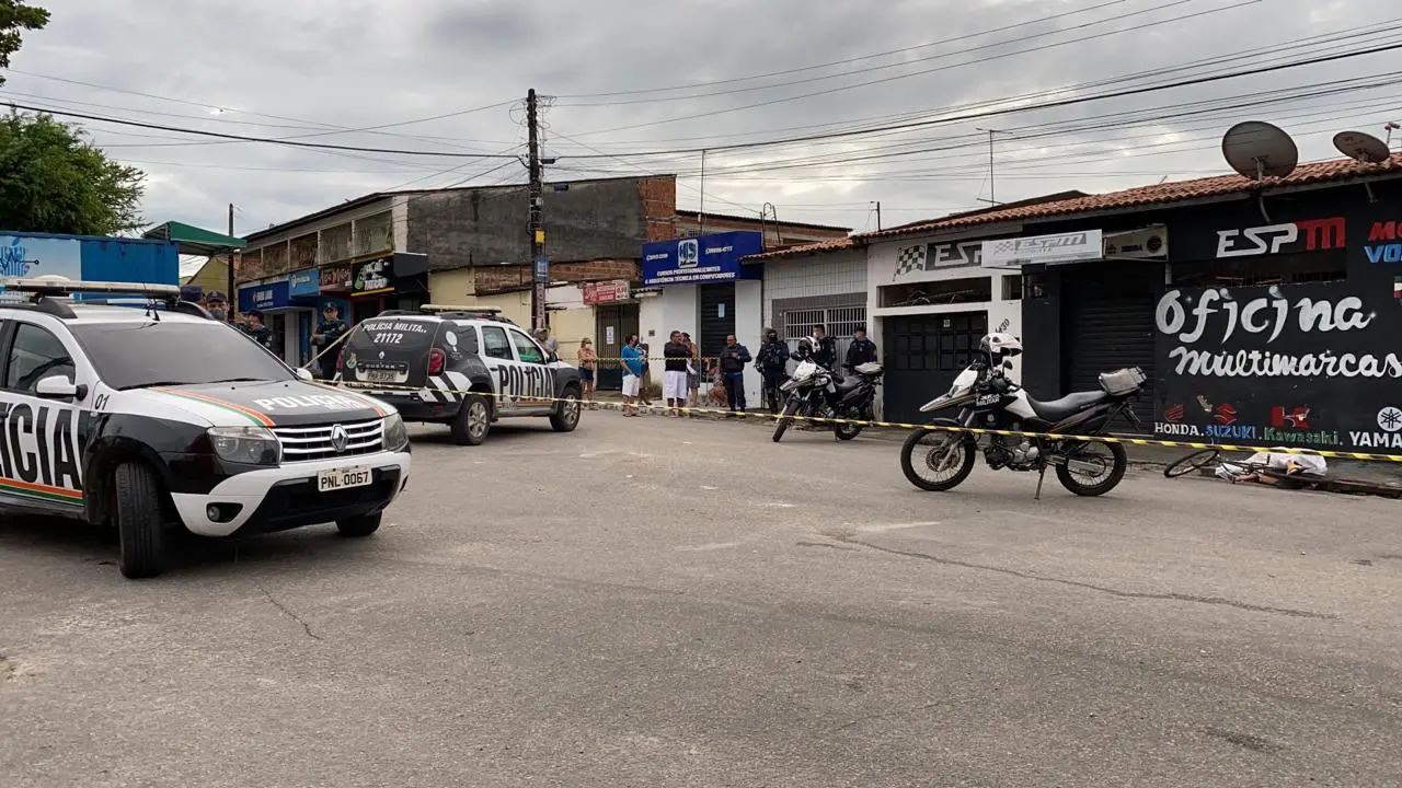 Imagem da notícia Ciclista é assassinado a tiros no dia do aniversário da filha ao sair para trocar vela de bolo