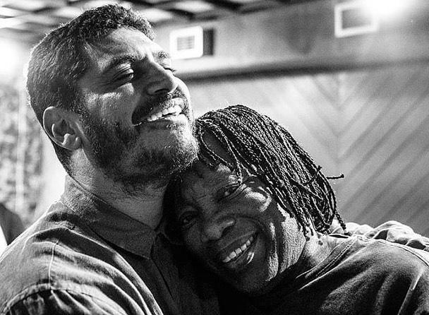 Milton Nascimento E Criolo Lancam Ep Para Arrecadar Doacoes Durante A Pandemia Verso Diario Do Nordeste Criolo — linha de frente 04:30 nó na orelha. milton nascimento e criolo lancam ep