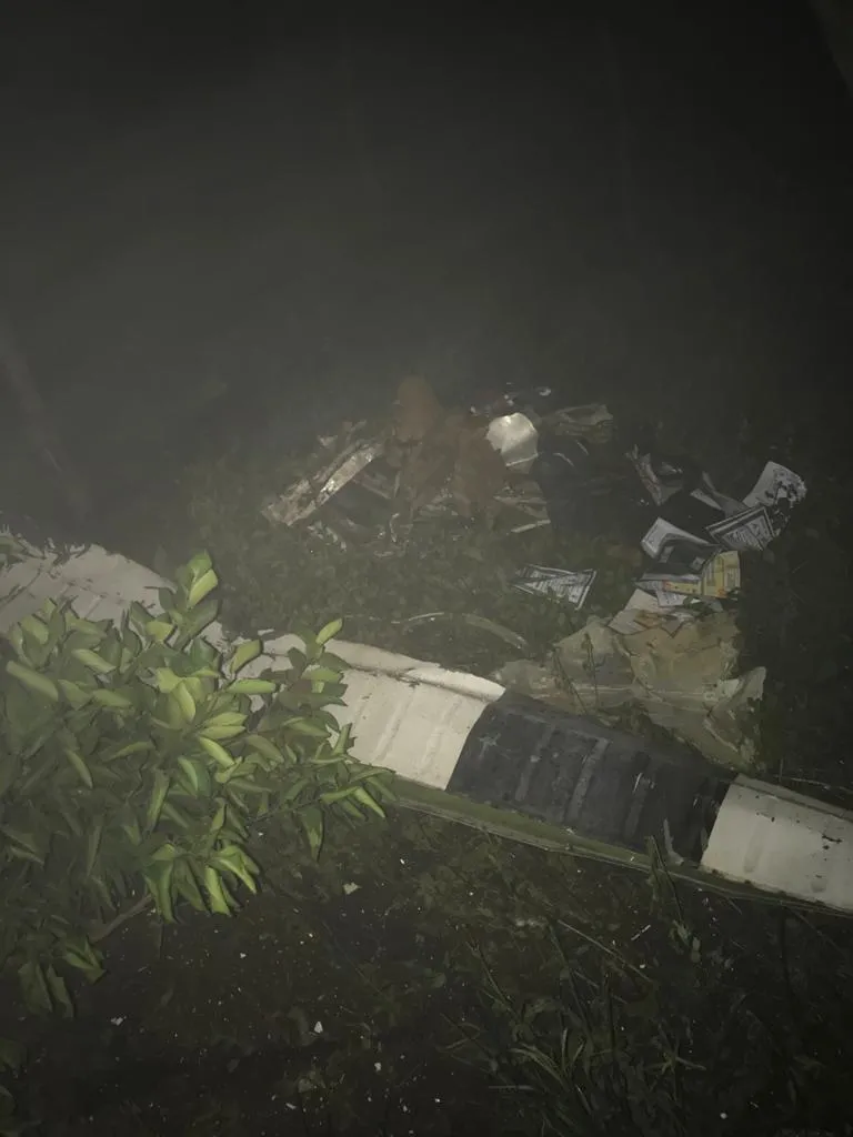 Destroços da aeronave que caiu em São Benedito
