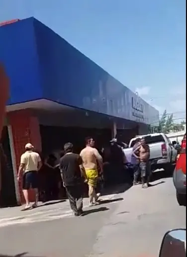 Imagem da notícia Homem que trabalhava em concessionária é vítima de tentativa de homicídio, no Rodolfo Teófilo