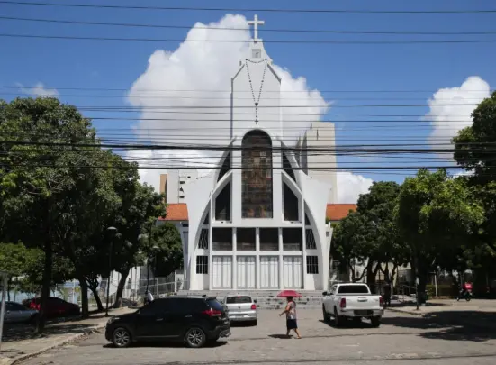 Captura de tela de foto da igreja de Fátima