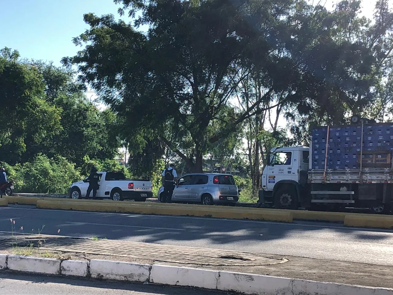 No município de Sobral, a Prefeitura montou uma barreira sanitária na manhã de hoje (1º), na avenida Fernandes Távora.