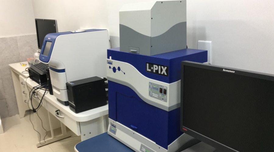 a Coordenadoria da Regional Sul, da Secretaria da Saúde (Sesa) do Ceará, com abrangência em 45 municípios do Centro-Sul, deverá encaminhar os kits de testagem, além de enviar profissionais que farão os procedimentos.