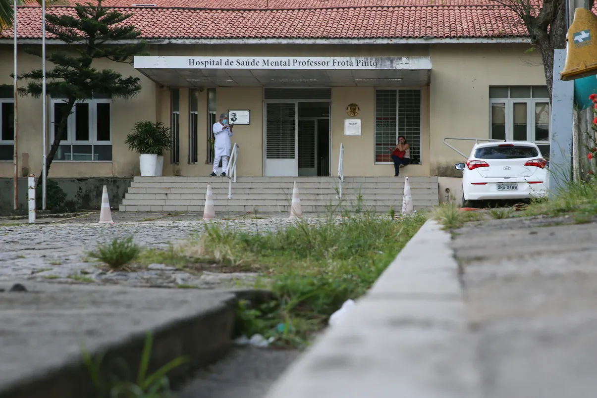 No Hospital de Saúde Mental, em Messejana, há internação para pessoas que fazem uso abusivo de álcool na unidade de desintoxicação
